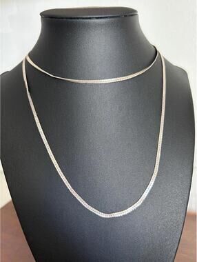 Vintage Sterling Silver Herringbone Chain Necklace 925 Italy 14.5”